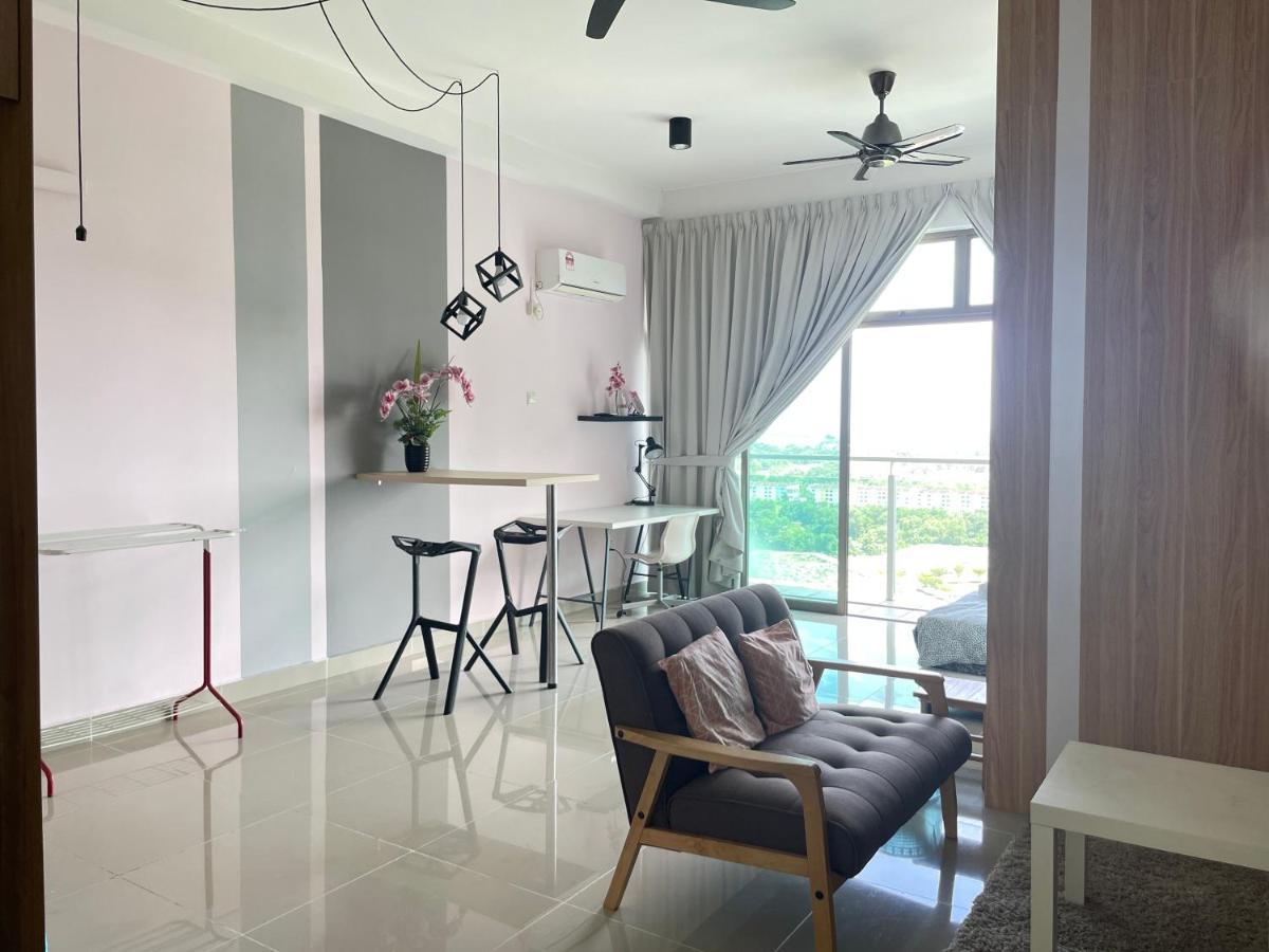 ג'והור בהרו Palazio Serviced Apartment In Mount Austin Near Aeon Ikea Toppen Hsi מראה חיצוני תמונה