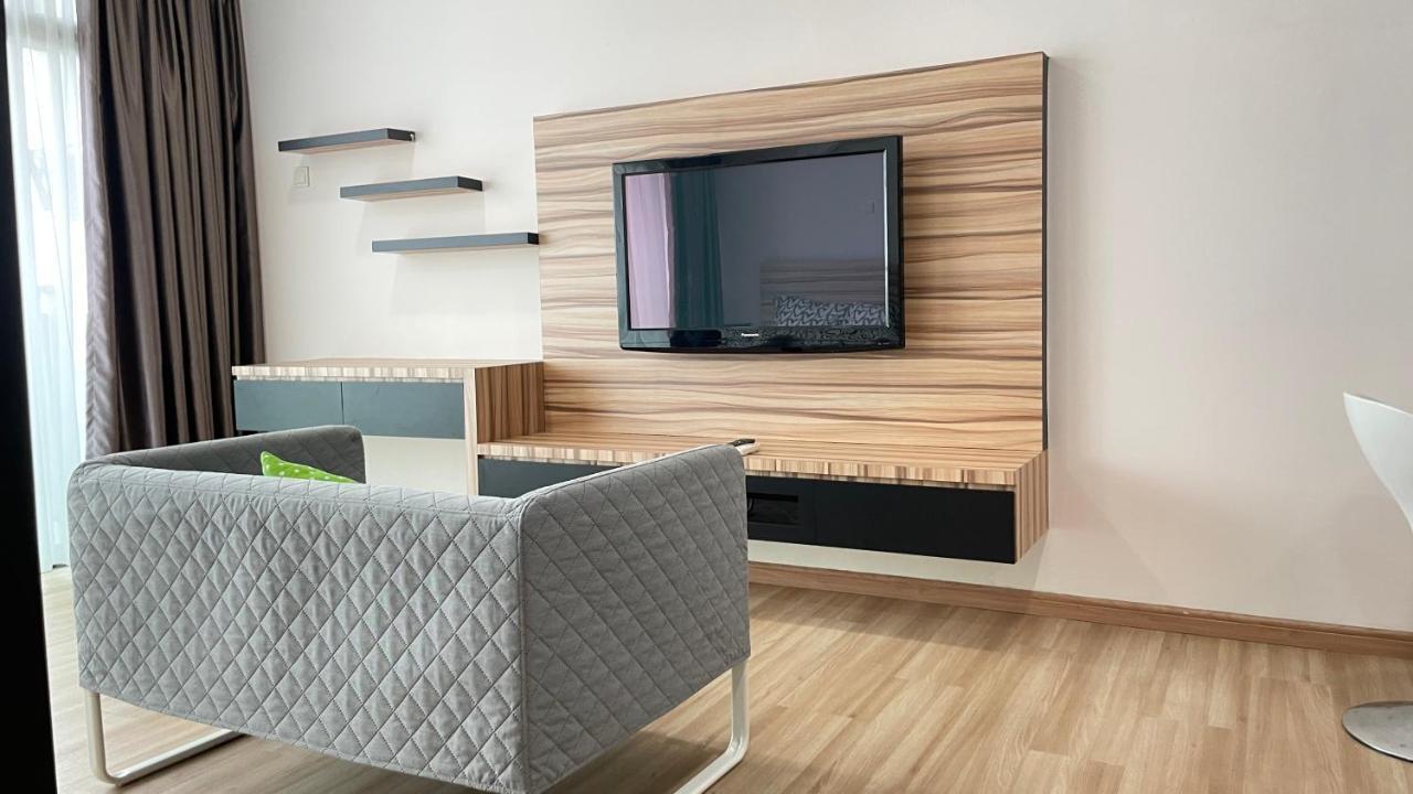 ג'והור בהרו Palazio Serviced Apartment In Mount Austin Near Aeon Ikea Toppen Hsi מראה חיצוני תמונה