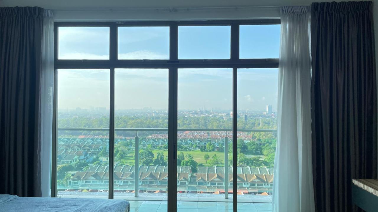 ג'והור בהרו Palazio Serviced Apartment In Mount Austin Near Aeon Ikea Toppen Hsi מראה חיצוני תמונה