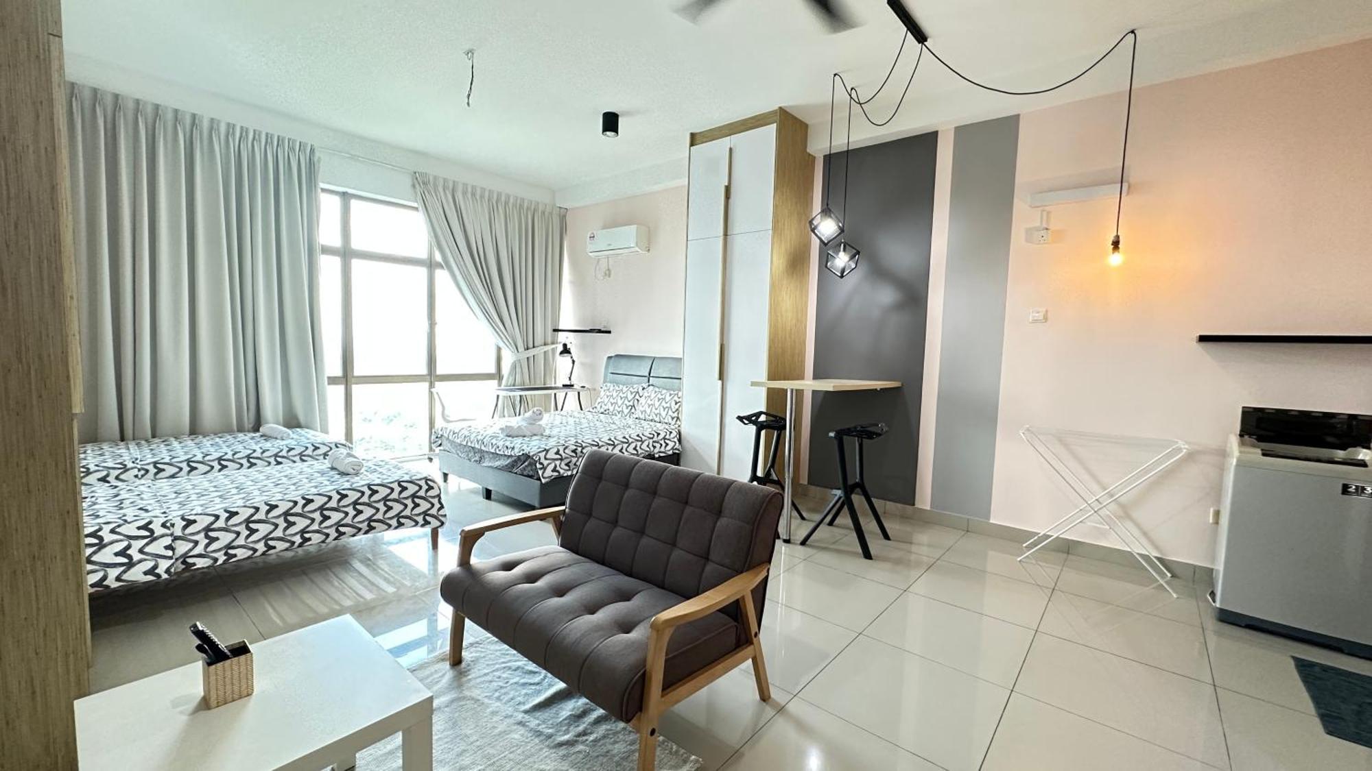 ג'והור בהרו Palazio Serviced Apartment In Mount Austin Near Aeon Ikea Toppen Hsi מראה חיצוני תמונה