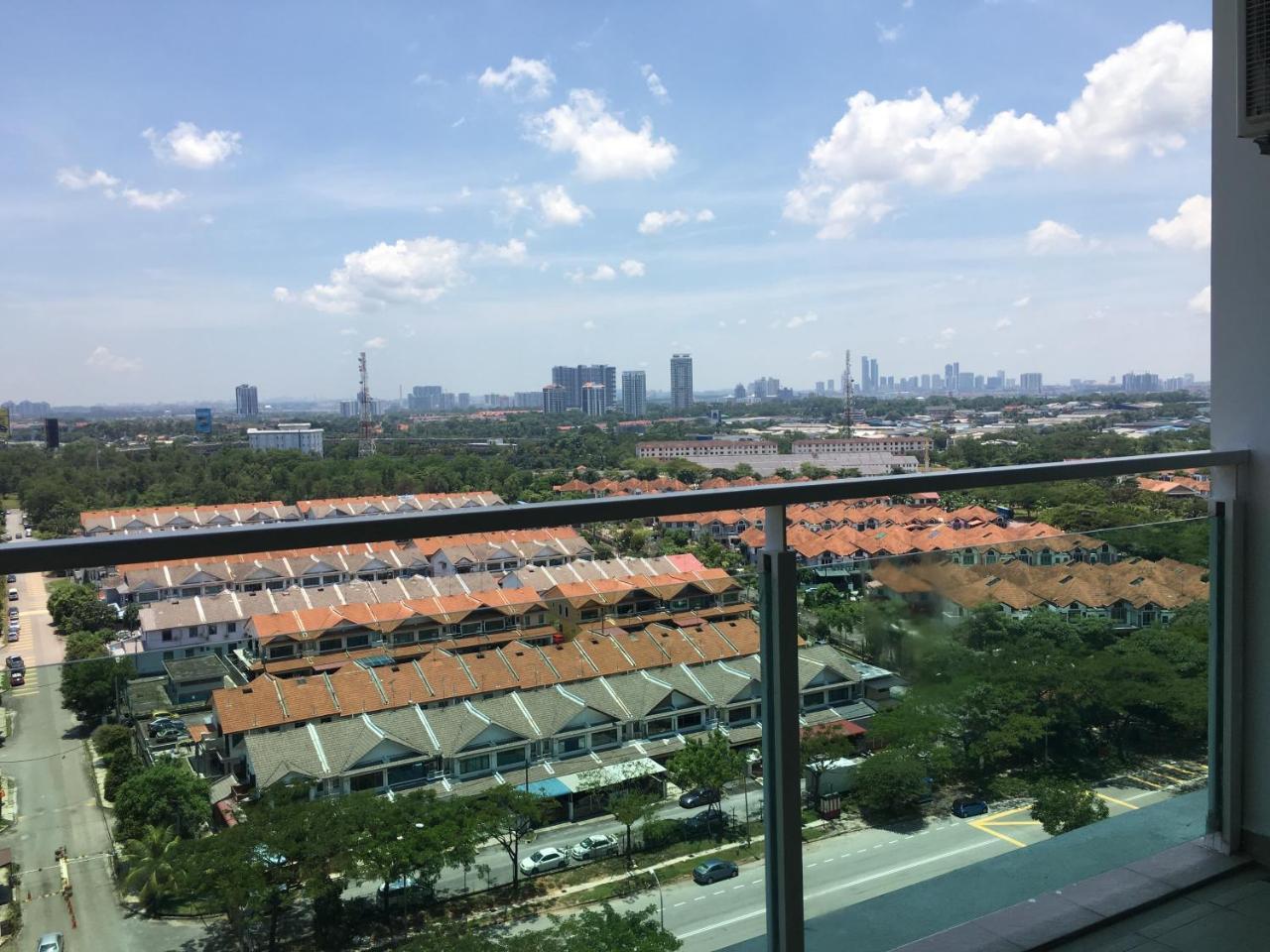 ג'והור בהרו Palazio Serviced Apartment In Mount Austin Near Aeon Ikea Toppen Hsi מראה חיצוני תמונה